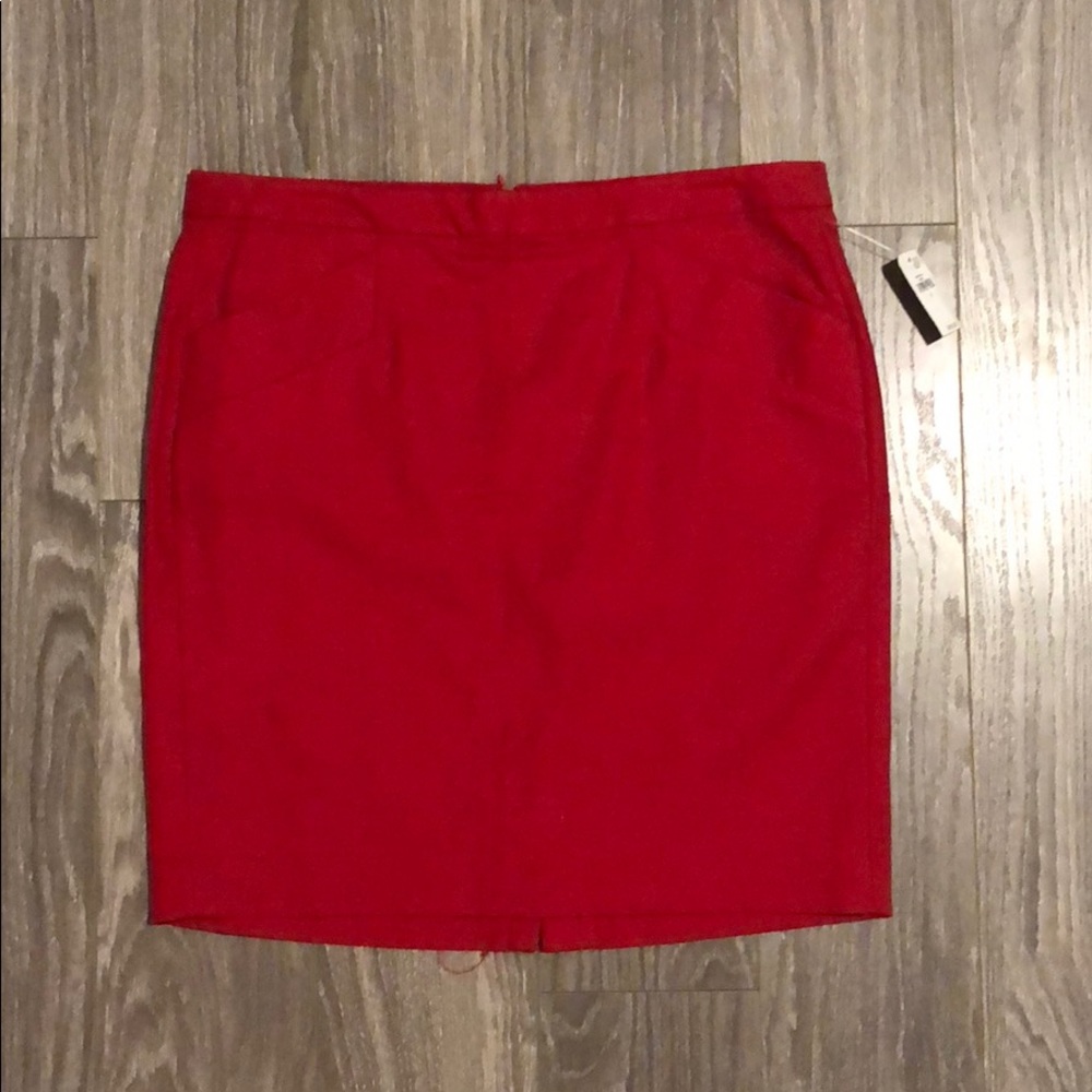 NWT Red GAP pencil skirt